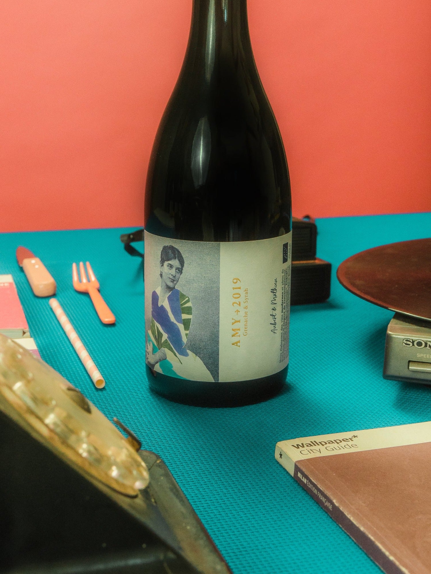Bouteille de vin rouge Amy, IGP Pays d’Oc, surprenant et souple.